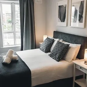 Harbour Square House Apartamento